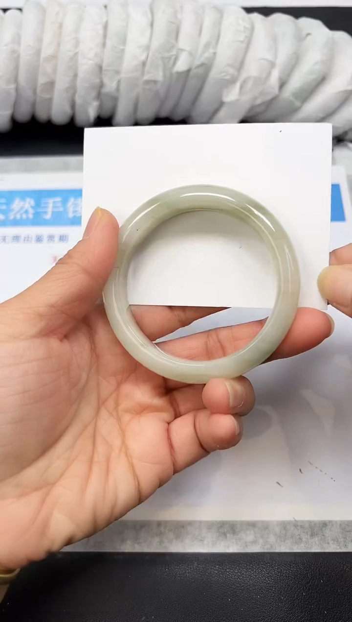 未镶嵌手镯石英质玉A17-55`56`57