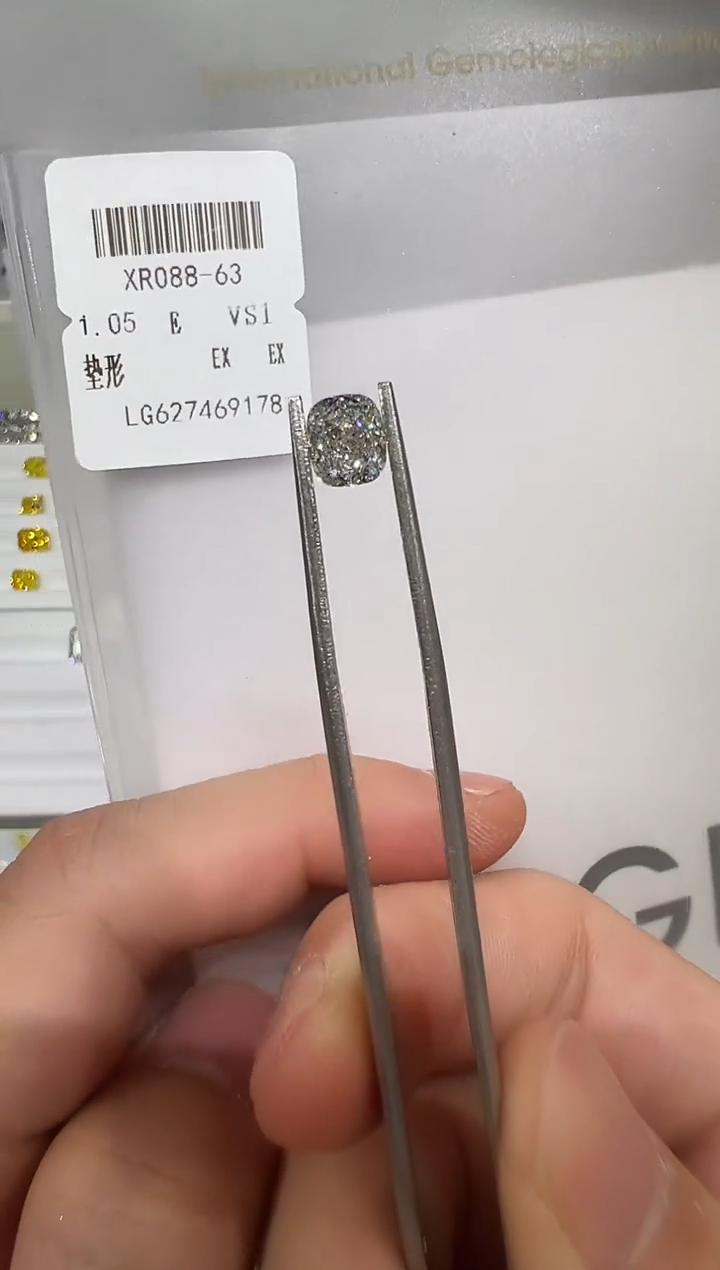 【闪购商品】实验室培育钻石未镶嵌@ 1.05ct 先鉴赏，再定制！