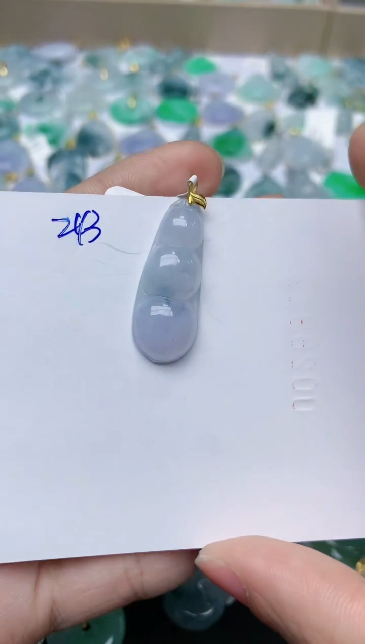 【闪购商品】翡翠颈饰18K金镶嵌天然翡翠A货    243