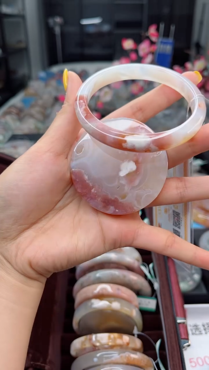 石英质玉未镶嵌手镯60圈口（赠送镯心）3752023