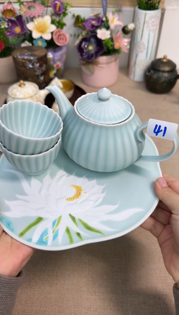 瓷片浪****常泡泡家的瓷器真好看