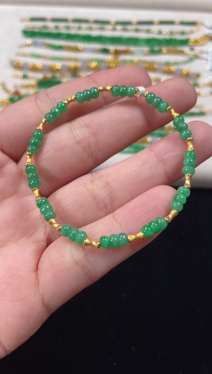18K金镶嵌手链翡翠多样性  发货一条  P564