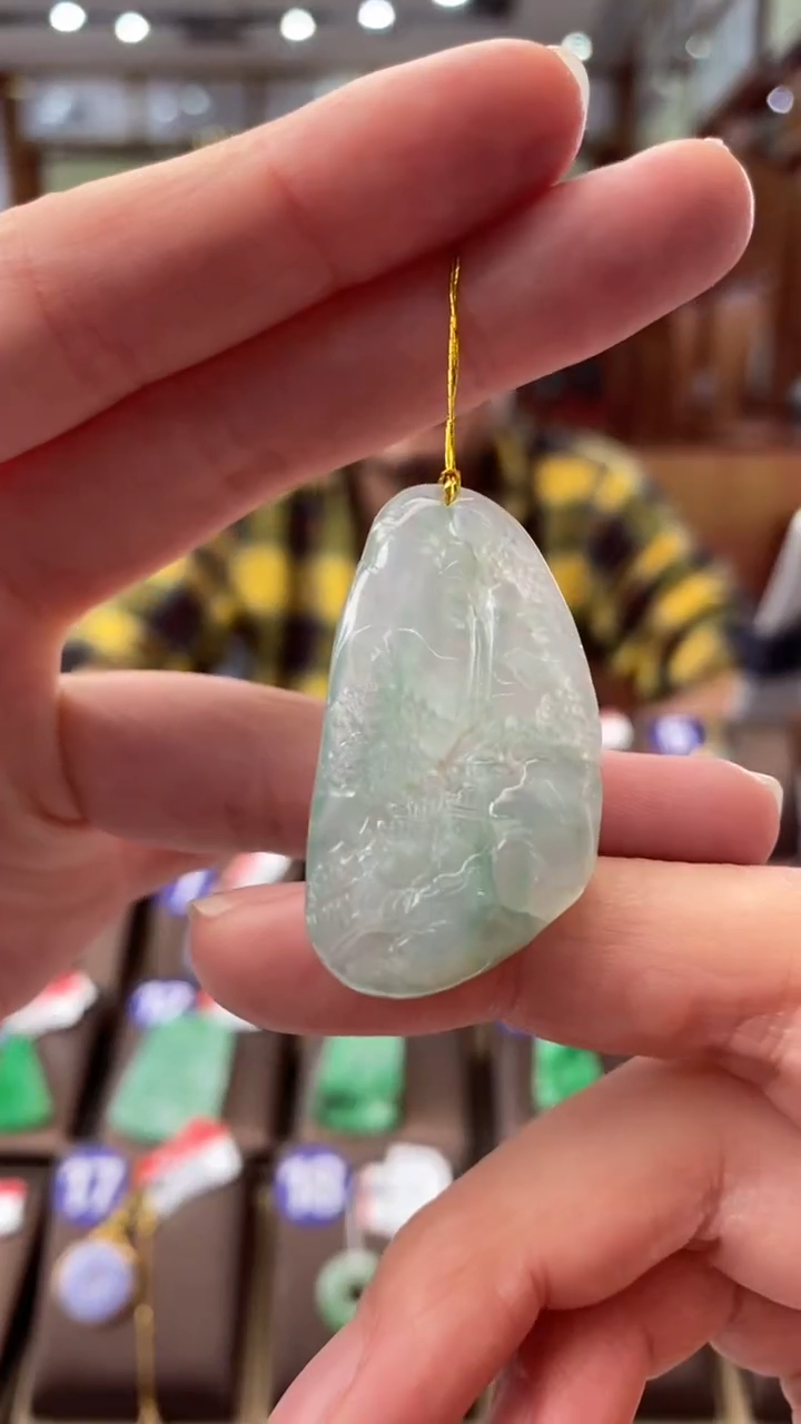 【闪购商品】翡翠颈饰未镶嵌山水牌