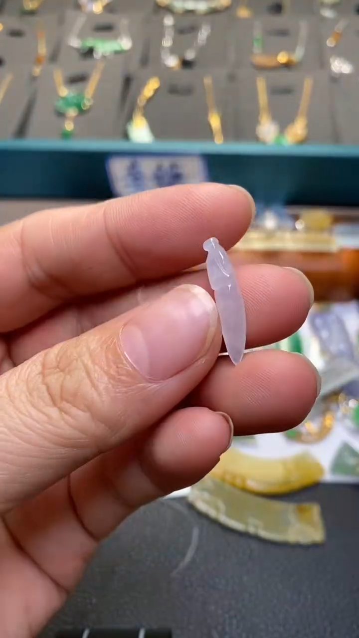 颈饰未镶嵌翡翠净货40450