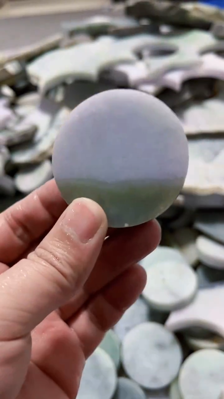 【闪购商品】翡翠挂件未镶嵌A货康壹050