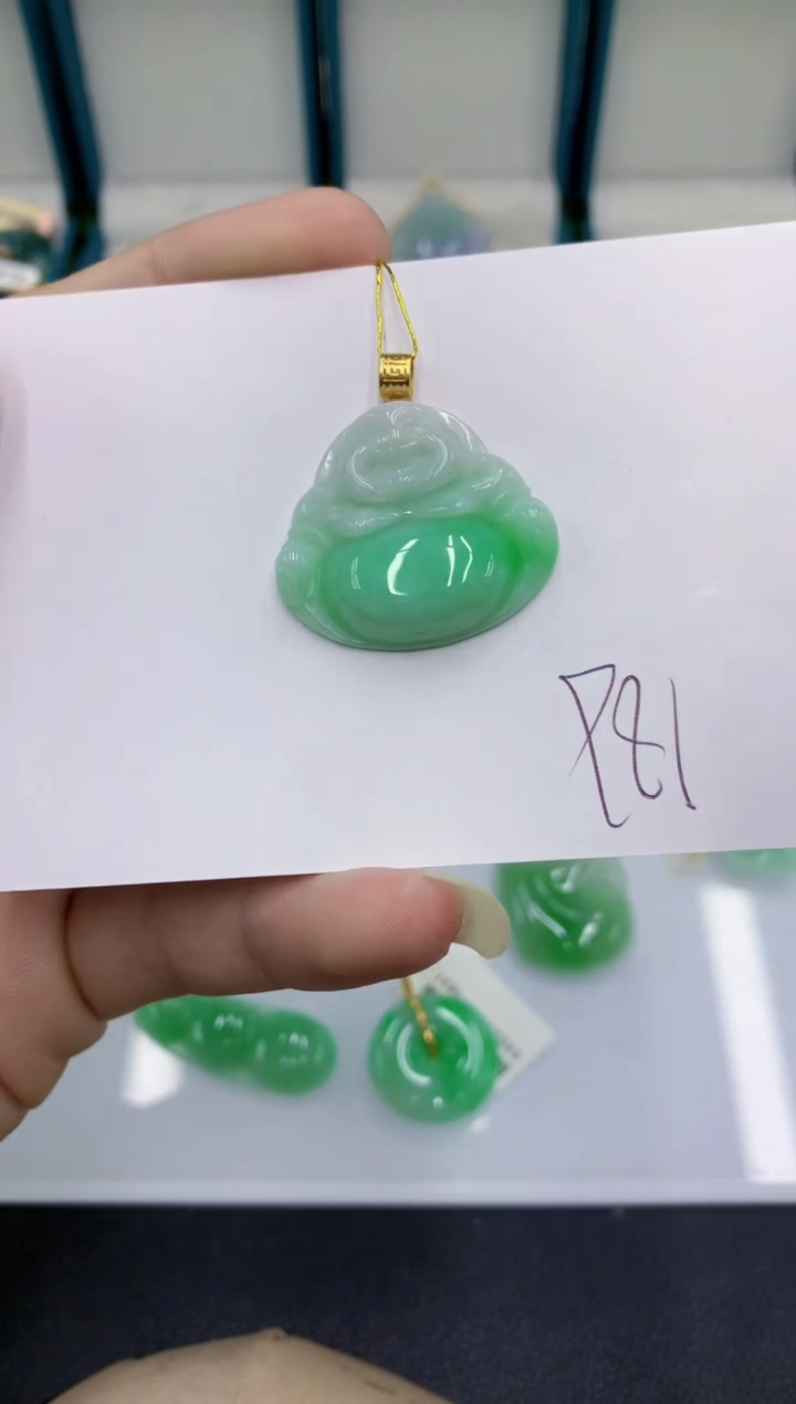 颈饰18K金镶嵌翡翠@*悦翡翠