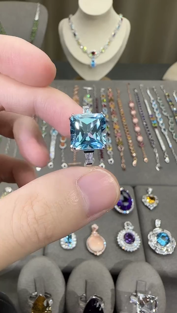 银S925镶嵌戒指托帕石11mm戒指简约款