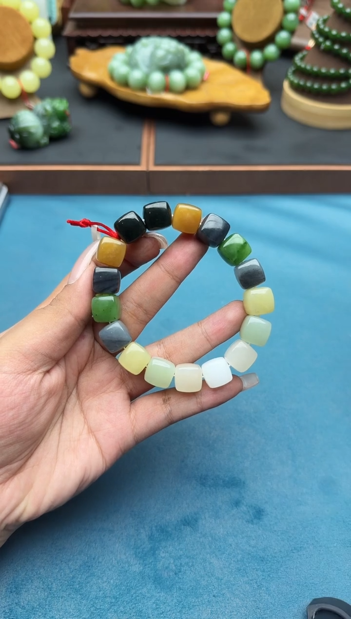 未镶嵌手串和田玉db