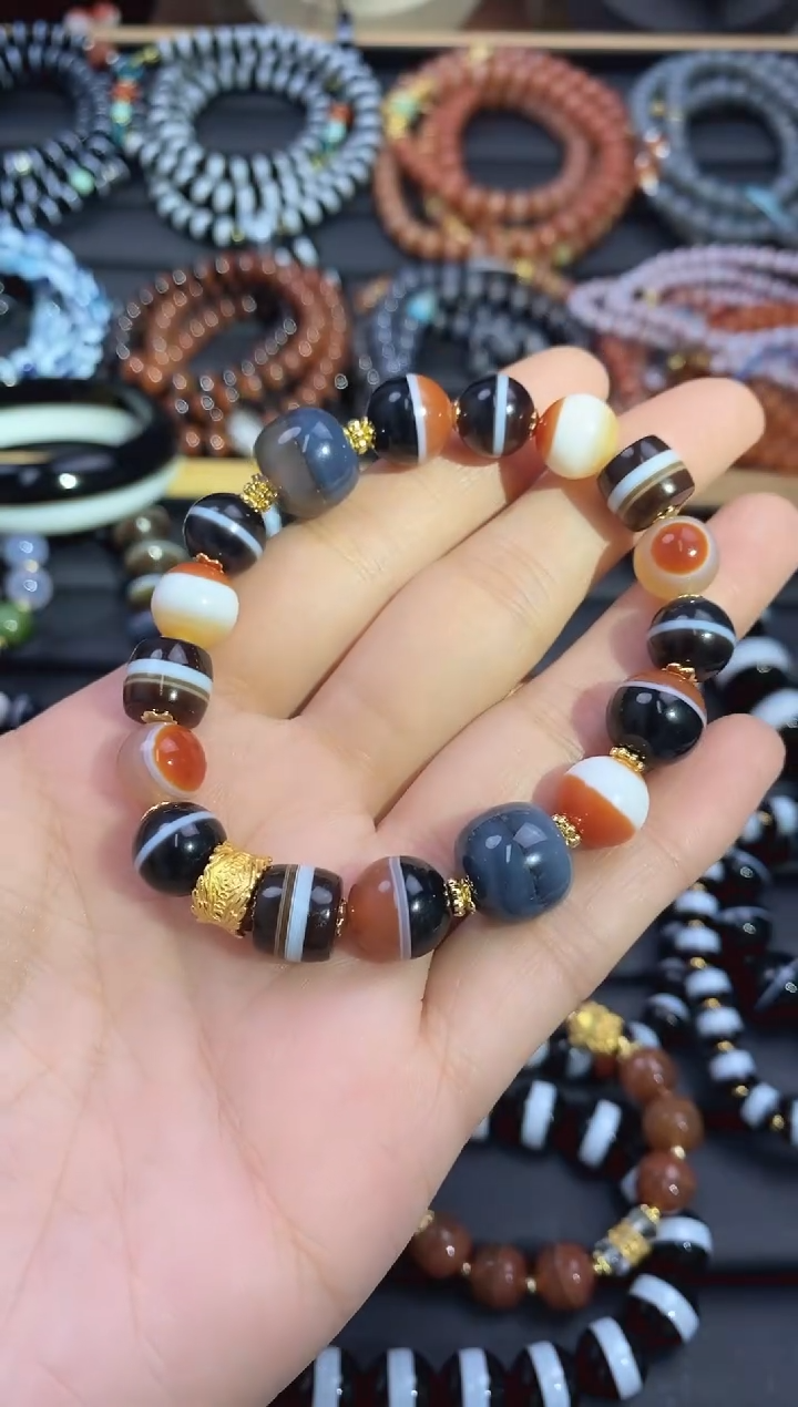 【闪购商品】玛瑙/玉髓手串未镶嵌手串