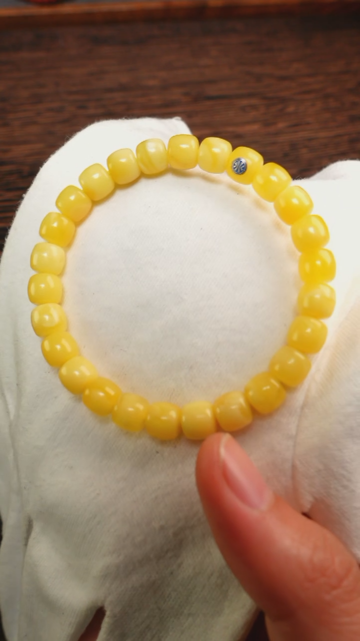 【闪购商品】蜜蜡手链未镶嵌1890 蓝标8mm