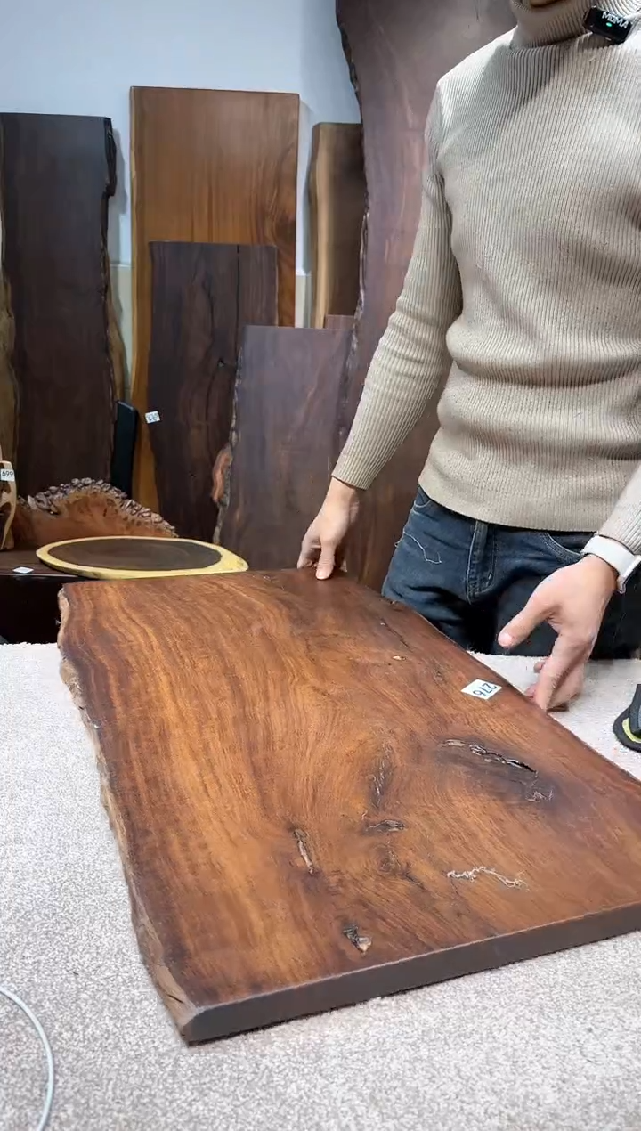 【闪购商品】风车木（黑檀木）尺寸80*45*2.5编号276