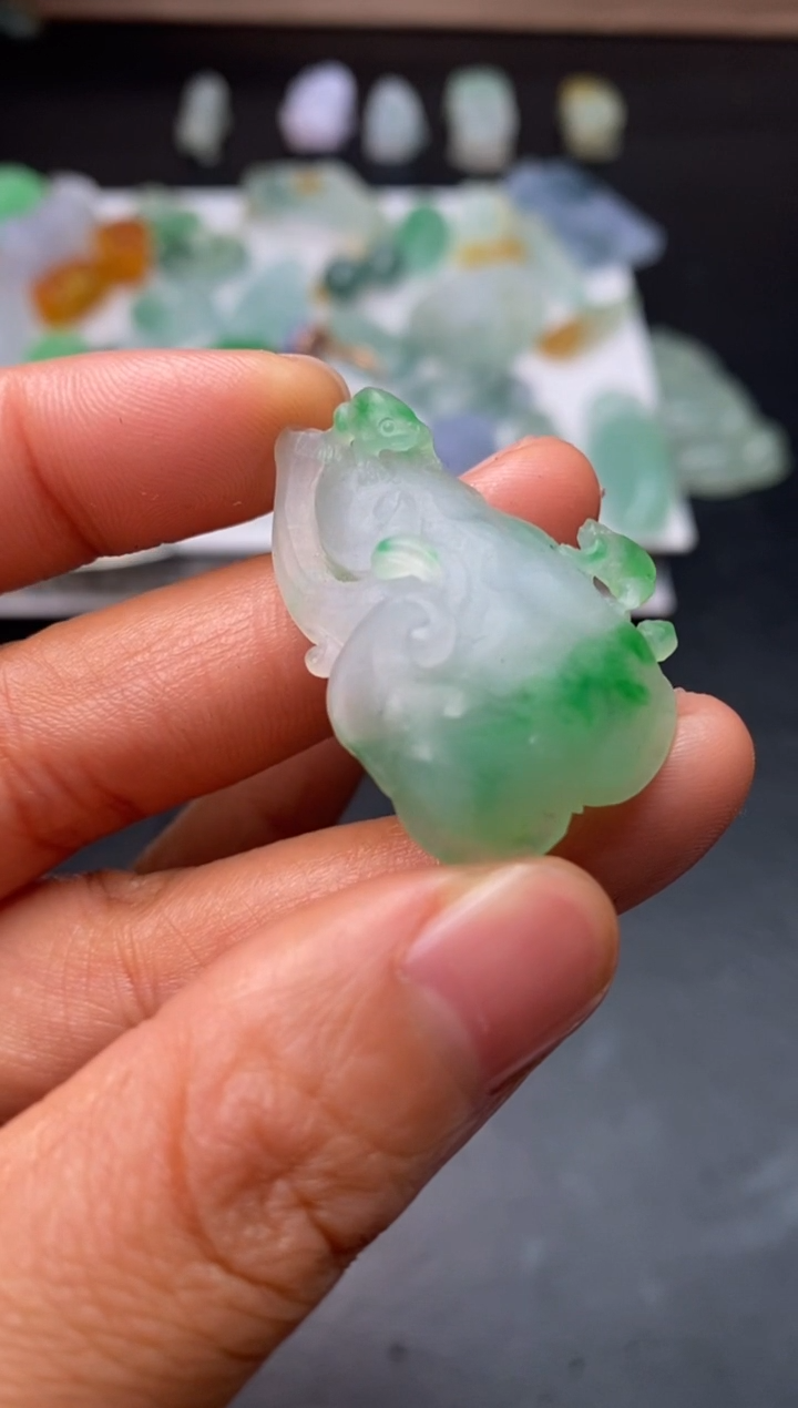 【闪购商品】定制翡翠未镶嵌翡翠毛货~多样性发货一个