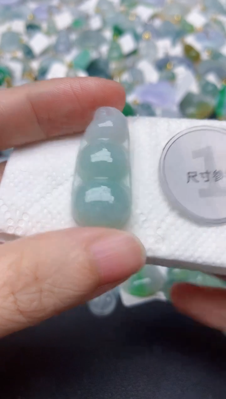 颈饰未镶嵌翡翠天然缅甸A货翡翠