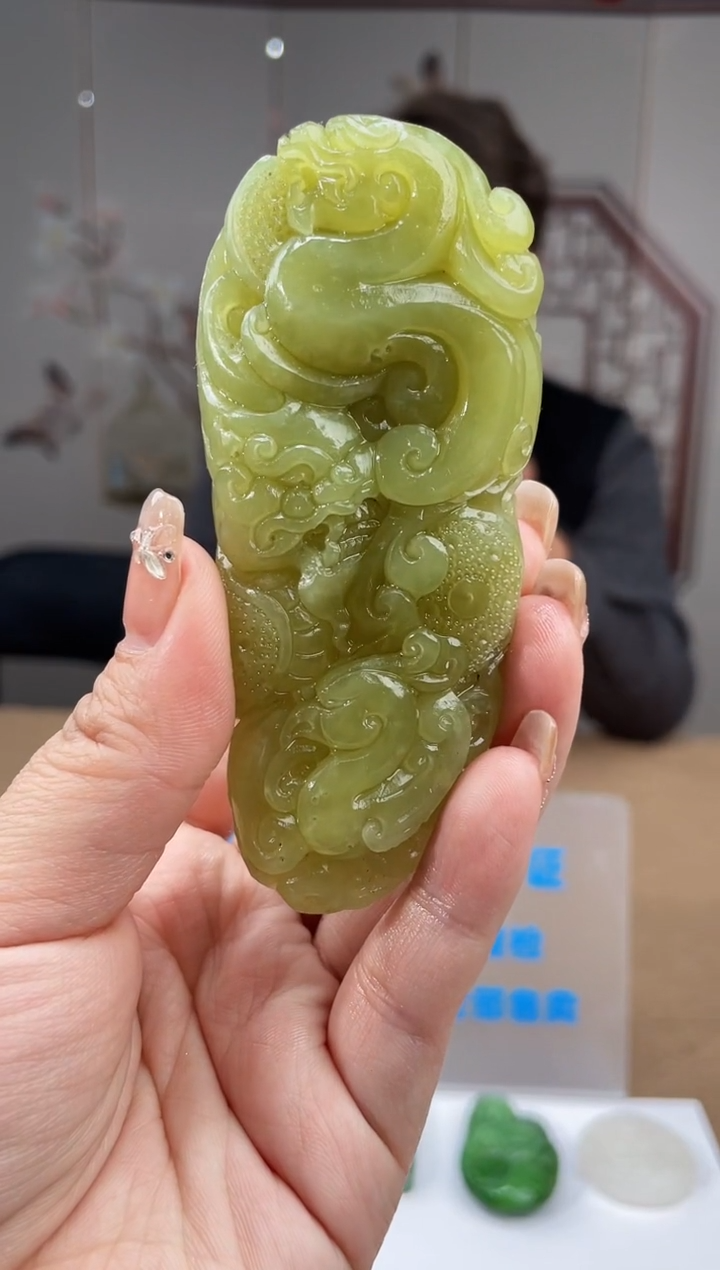 【闪购商品】定制和田玉多样性发货拍一发一 200
