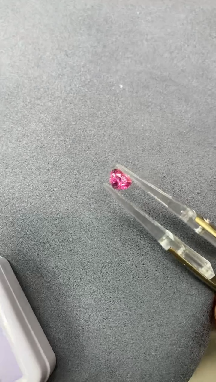 【闪购商品】尖晶石裸石未镶嵌0.96ct 55