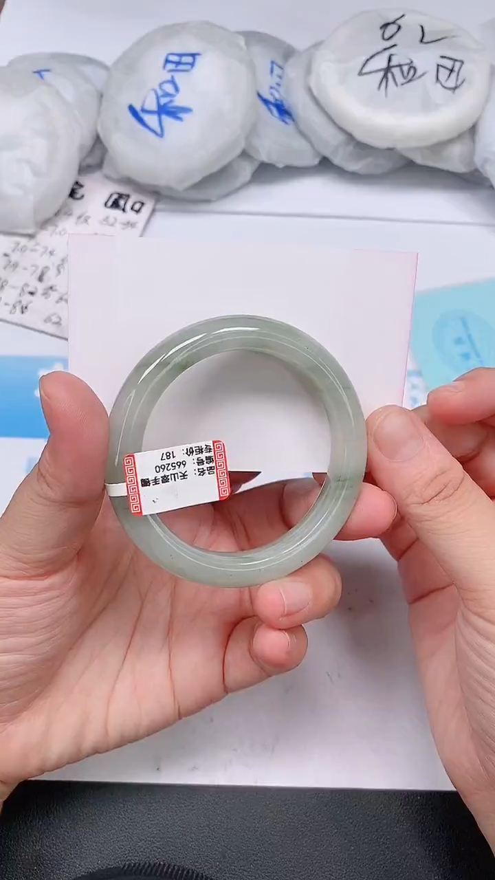 未镶嵌手镯石英质玉14/52-53