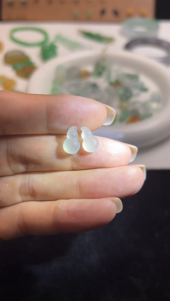 未镶嵌定制翡翠葫芦一对950+95-cz186
