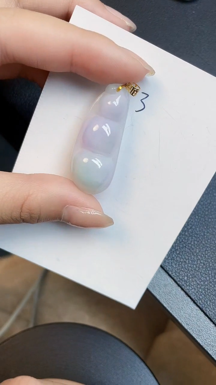 【闪购商品】翡翠颈饰18K金镶嵌00000000