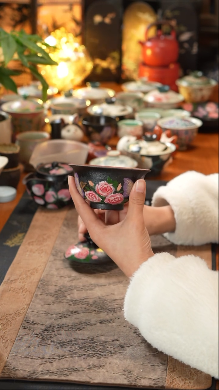 【闪购商品】盖碗蝶恋花盖碗蝶恋花