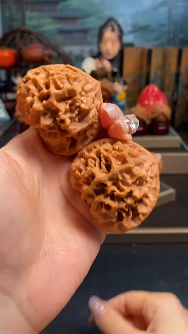【闪购商品】文玩核桃吊坠H626帝王52
