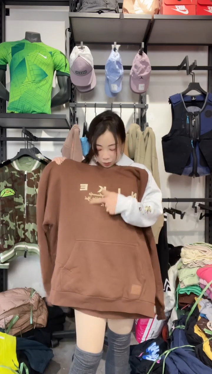 1681闪购编码 Nike/Jordan运动卫衣裤以直播间过款为准 尺码L