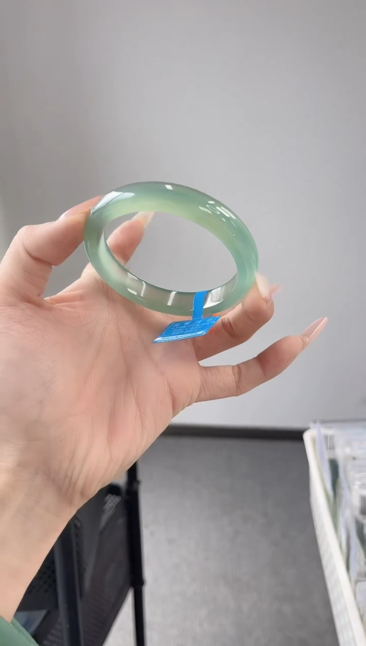 【闪购商品】玛瑙/玉髓手镯未镶嵌56-57圈