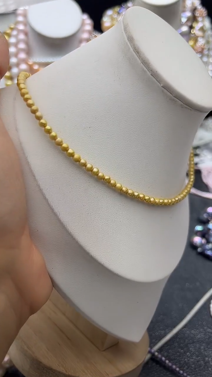 颈饰未镶嵌淡水珍珠多人