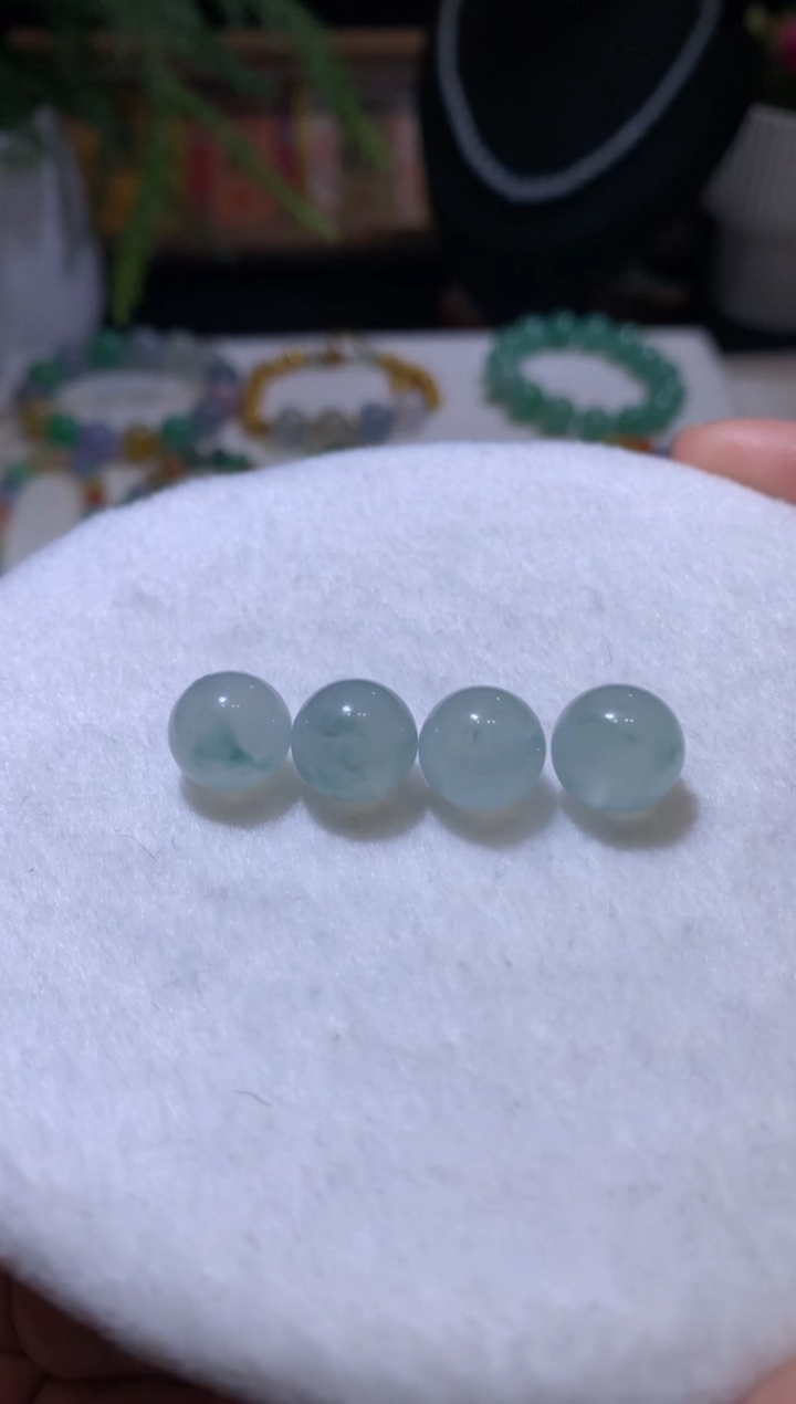 【闪购商品】定制翡翠未镶嵌11*四颗珠子2500+250