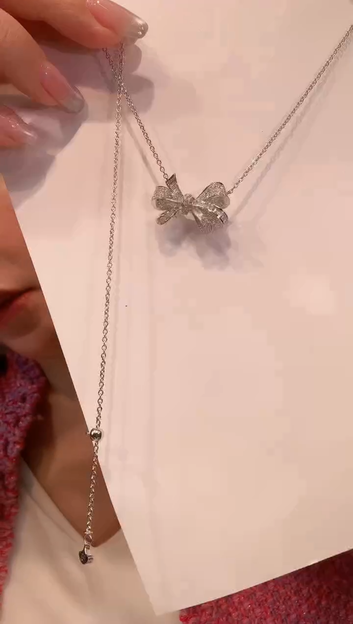 【闪购商品】钻石项链18K金镶嵌蝴蝶结项链ZZ