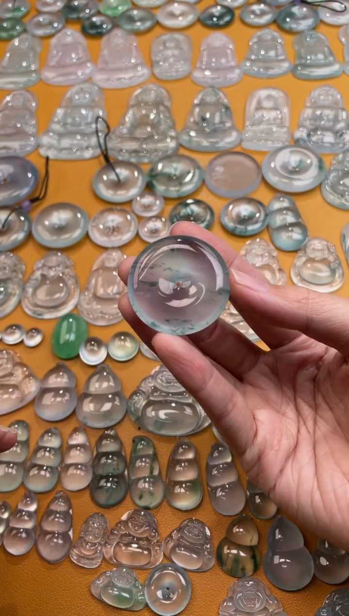 【闪购商品】翡翠吊坠(不含链)未镶嵌平安扣