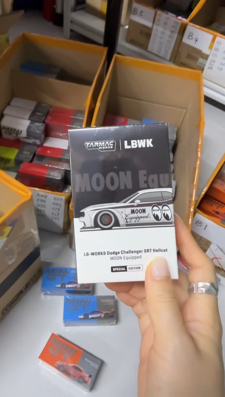 TW 1:64 道奇 SRT 地狱猫 全新未拆