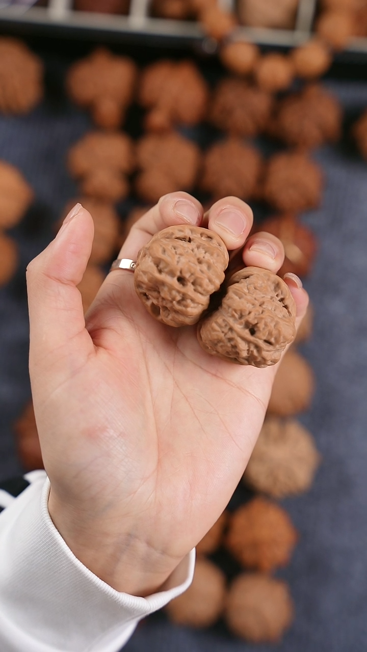 【闪购商品】文玩核桃吊坠青蛙