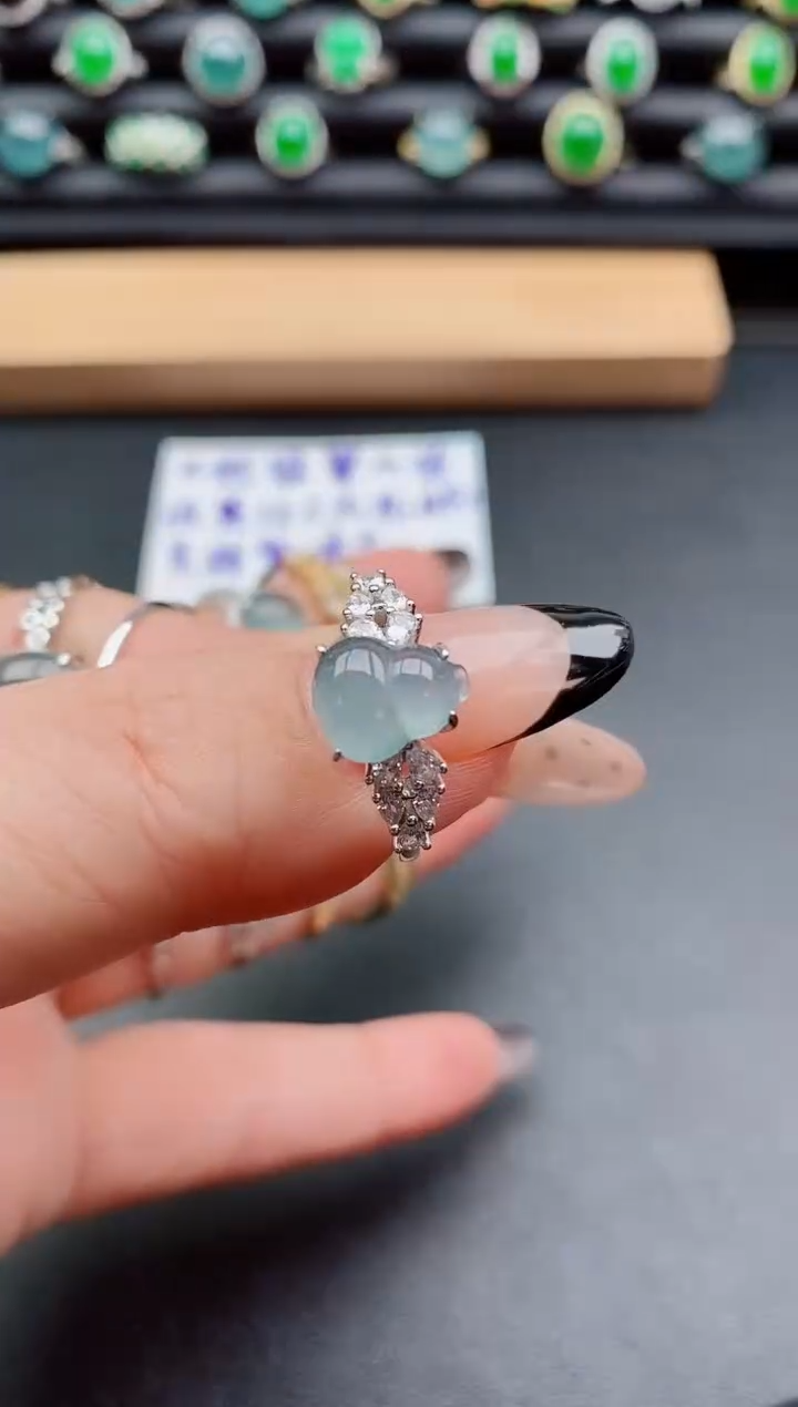 银S925镶嵌戒指翡翠1