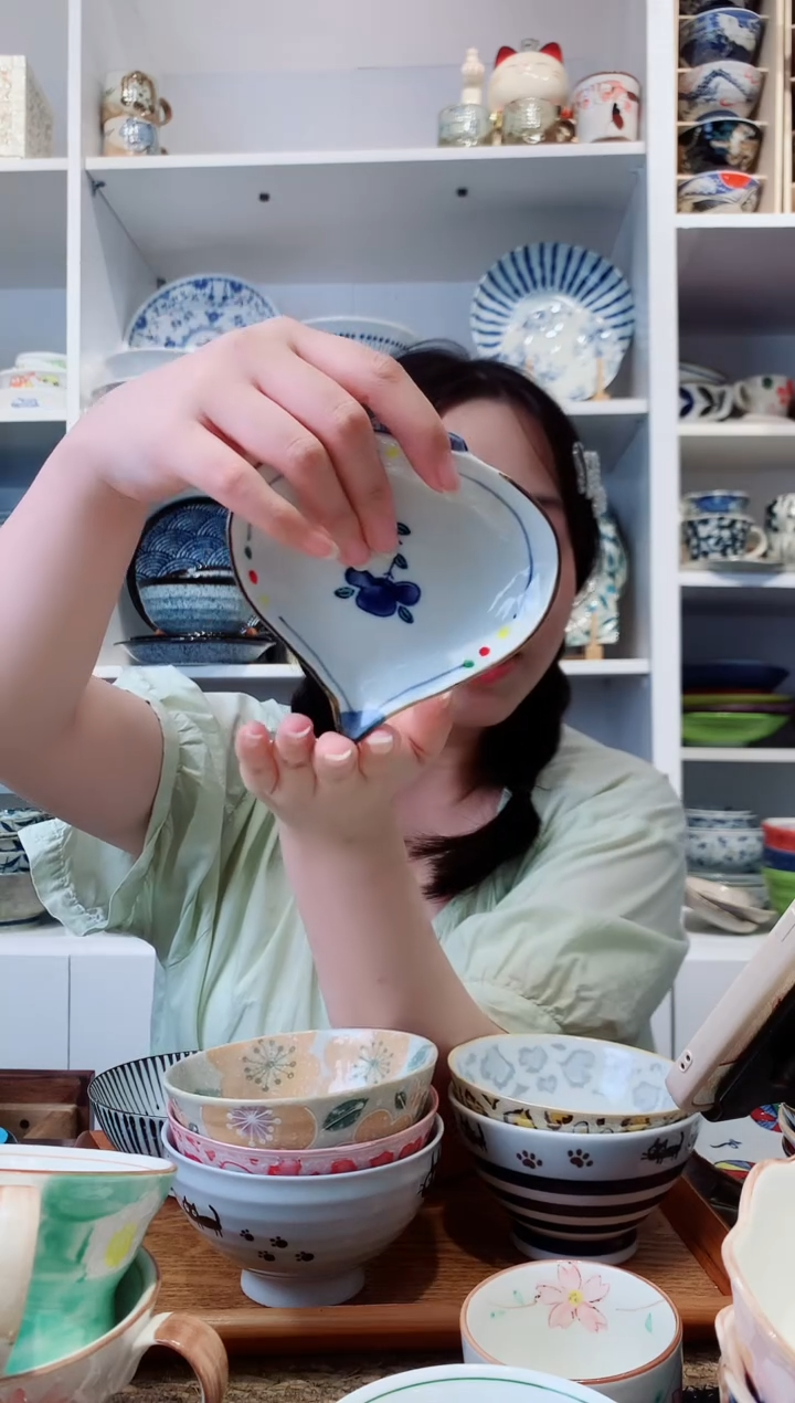 陶瓷日本进口胖萝卜小碟