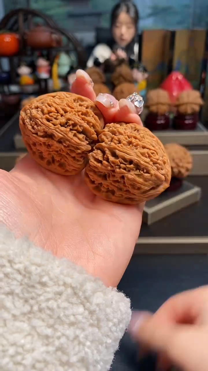 【闪购商品】文玩核桃吊坠K504南疆石41