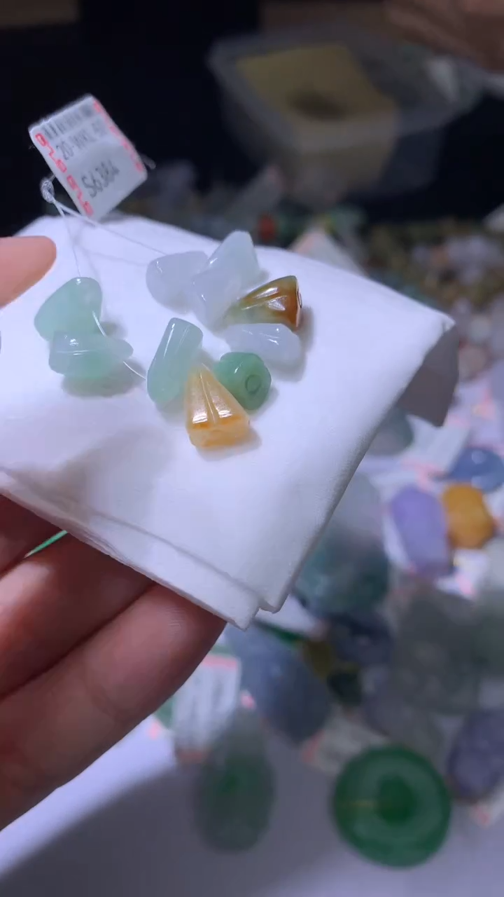 【闪购商品】翡翠颈饰未镶嵌MJX027671