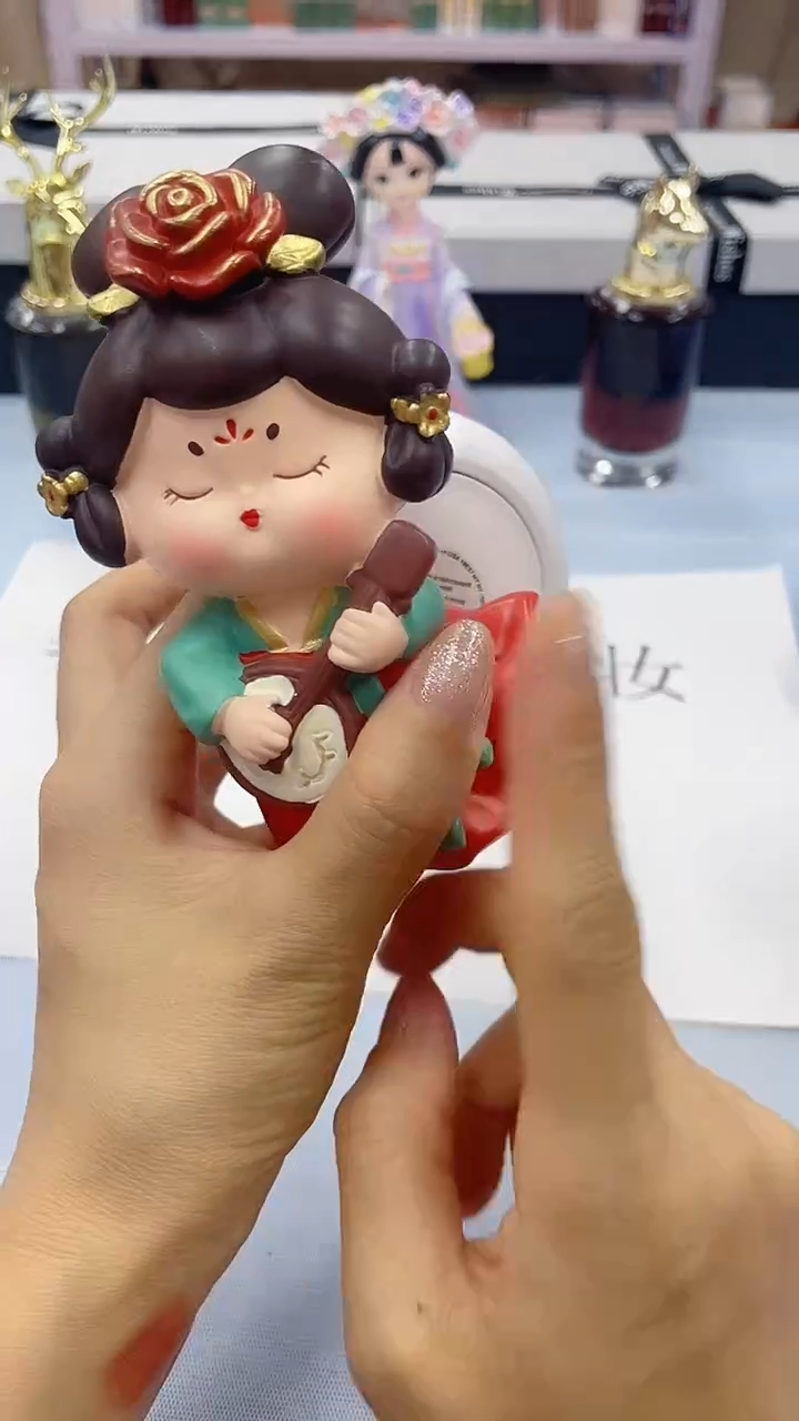 瓷片陶瓷娃娃大甩