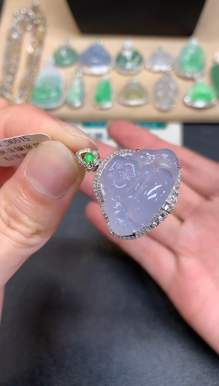 【闪购商品】翡翠颈饰18K金镶嵌佛公【无服务费】