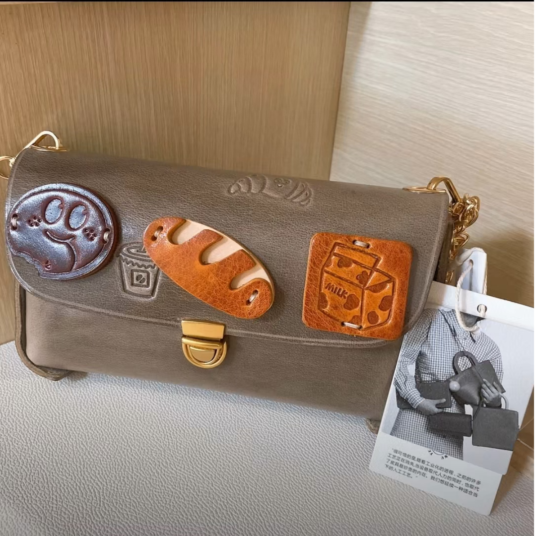 原生原物治愈系头层牛皮纯手工大象灰煎蛋手机包