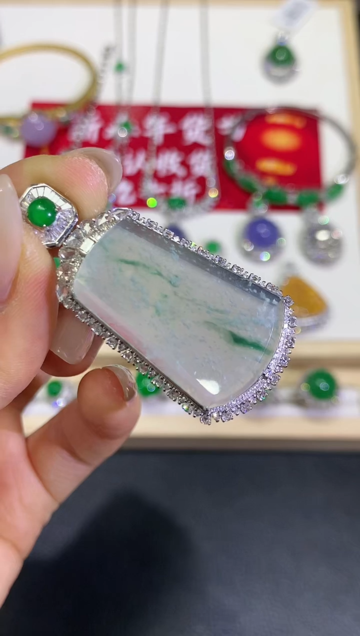 【闪购商品】定制翡翠18K金镶嵌团购85