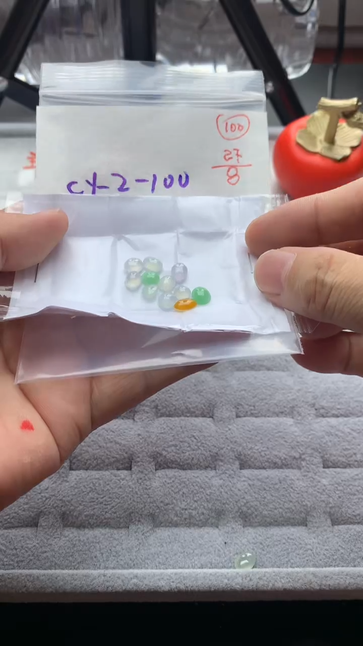 未镶嵌定制翡翠翡翠