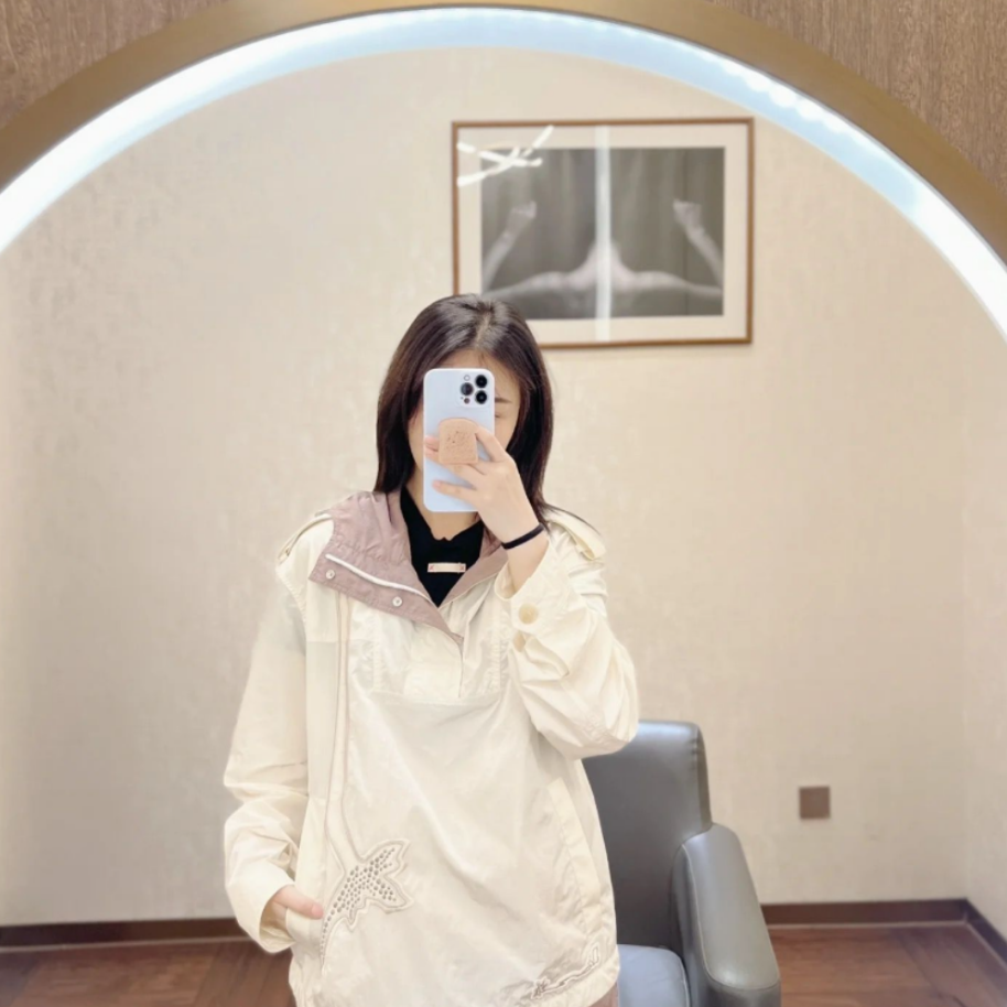 99新 DIOR/迪奥 海囤 迪奥44码/bx59369冲锋衣