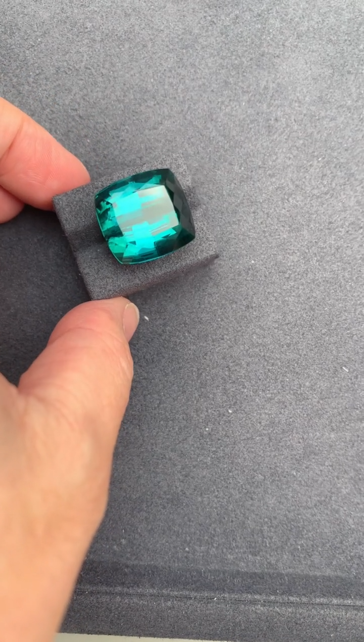 【闪购商品】碧玺裸石未镶嵌33ct拉贡碧玺