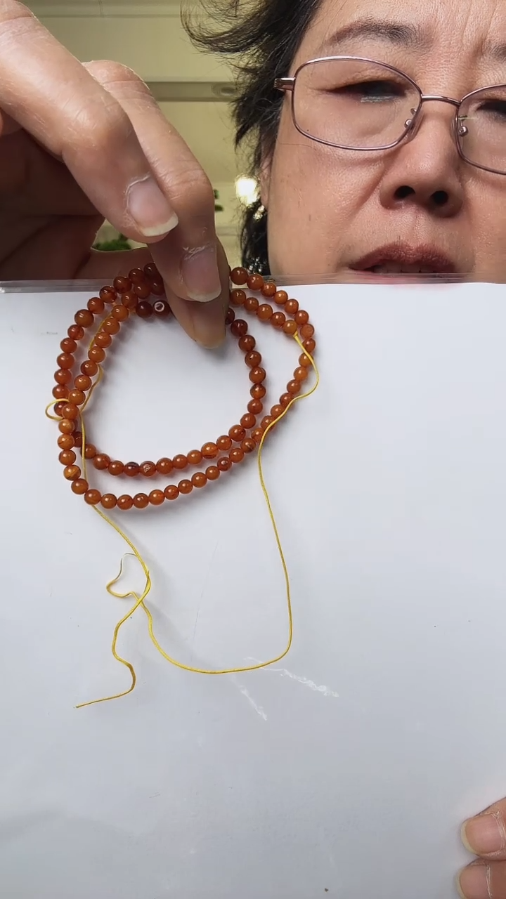 蜜蜡项链未镶嵌1
