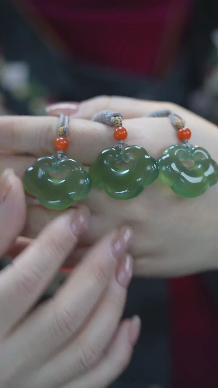 【闪购商品】岫玉吊坠未镶嵌如意锁多样性发货其中之一XLJ042