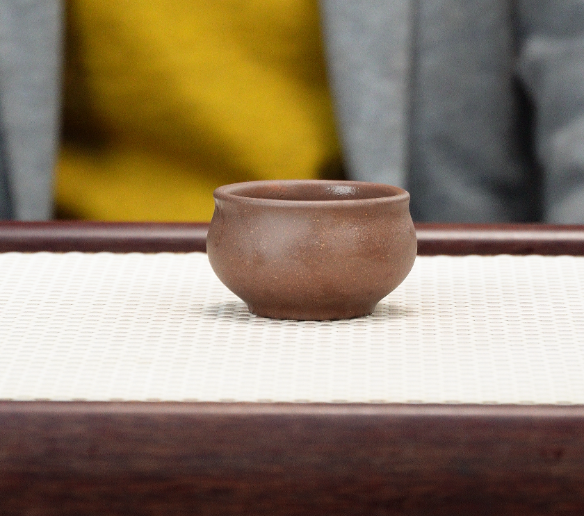 宜兴原矿底槽青名家名师全手工制作客杯50cc左右紫砂杯