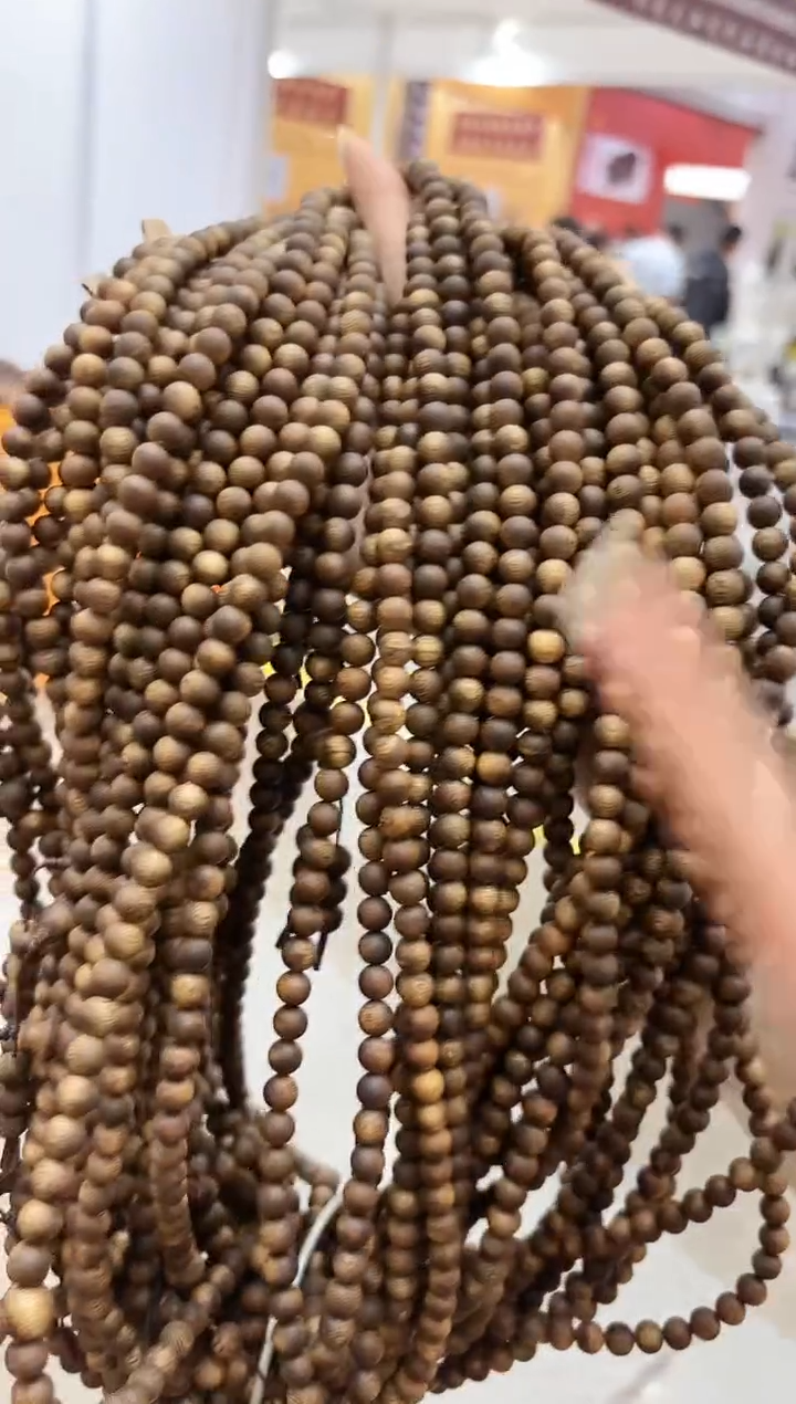 沉香手串海南莺歌绿棋千里香老料高货07多圈发其一