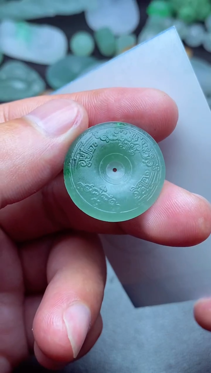 定制翡翠未镶嵌留*翡翠