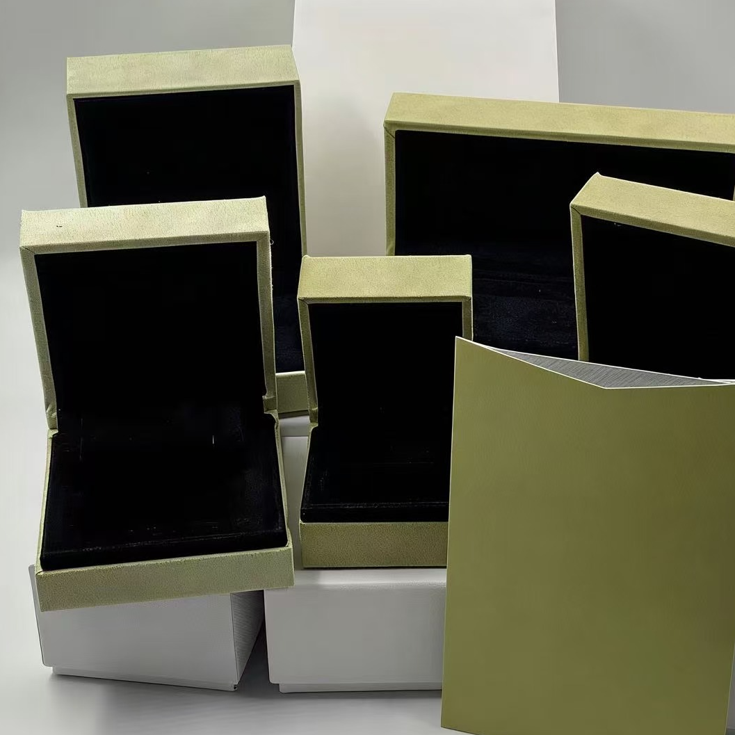 四叶草全套礼盒包装