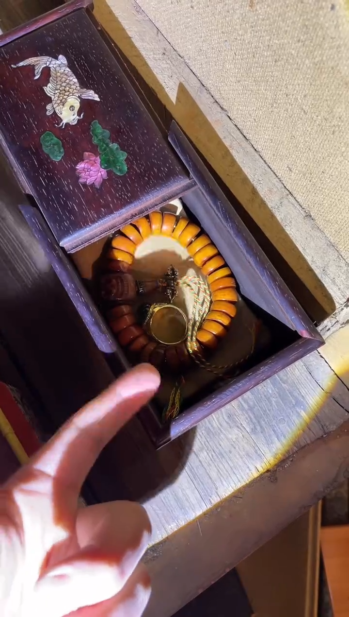 【闪购商品】一一一一一一604古黄